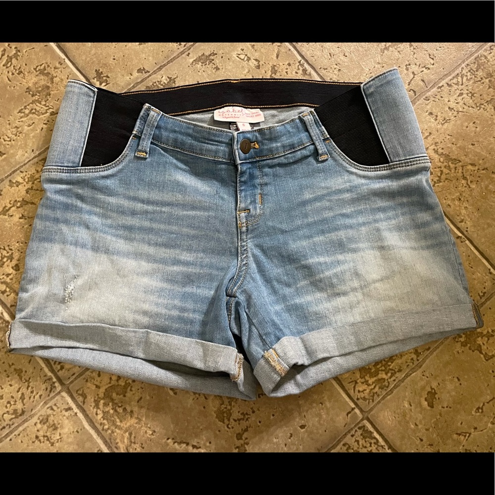 Maternity shorts